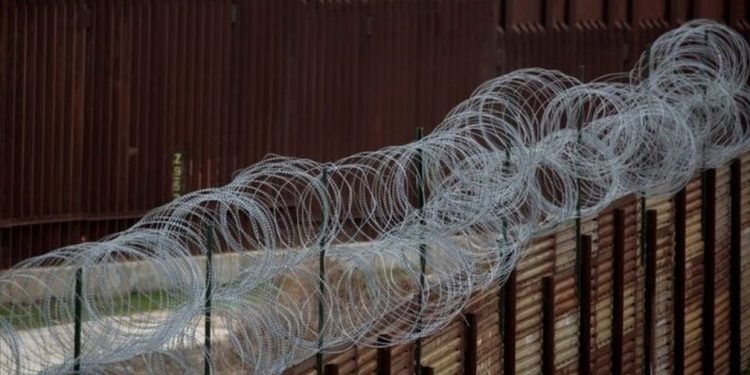 Recorde de imigração 150 brasileiros são detidos por dia ao cruzar a fronteira do México com os EUA em 2021