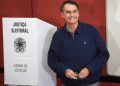 Bolsonaro volta a falar sobre fraude nas eleições e diz ter provas