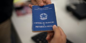 Brasil cria 131 mil postos formais de trabalho em julho