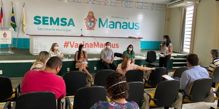 Em Manaus, portaria torna obrigatória a comprovação de vacinação para servidores da Semsa