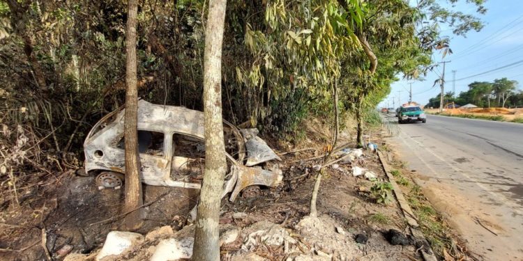 Motociclista é atingido por carro e morre em acidente em Manaus