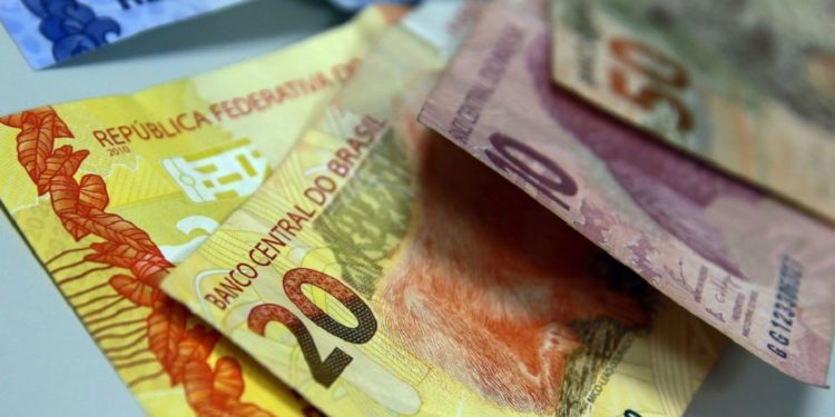 Primeira parcela do Auxílio Brasil começa a ser paga nesta quarta-feira