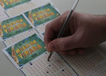 Mega da Virada inicia apostas e prevê prêmio de R$ 350 milhões