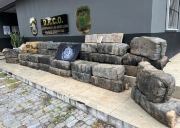 Operação apreende drogas, carros, embarcações e dinheiro em espécie no AM