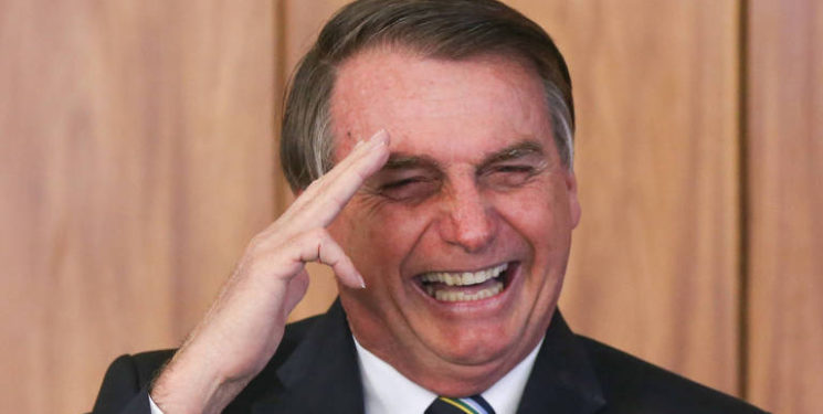 Em live semanal, Bolsonaro diz que ‘ato importante em prol do Brasil aconteceu hoje’; saiba o que foi