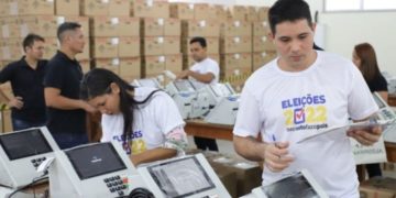 TREs intensificam o preparo das urnas eletrônicas para o 1º turno
