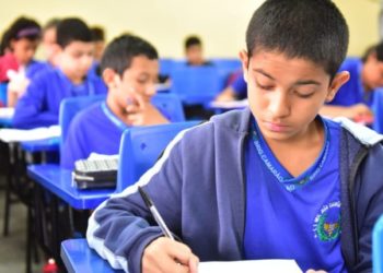 Educação do Amazonas avança quatro posições no IDEB e tem melhor nota desde o início da avaliação nacional