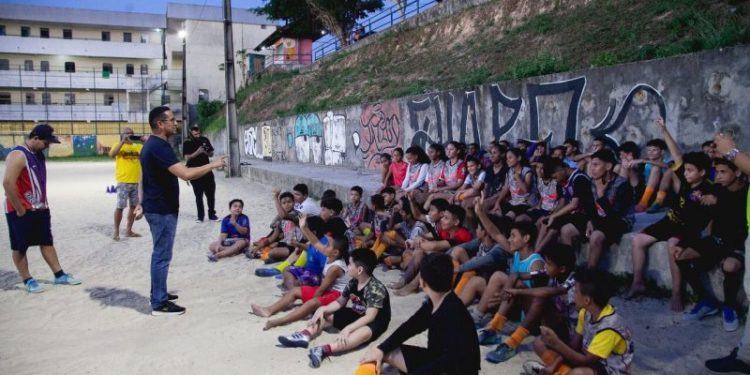 Esporte à Meia-noite é uma das apostas de Daniel Almeida para diminuir criminalidade entre jovens e adolescentes no AM