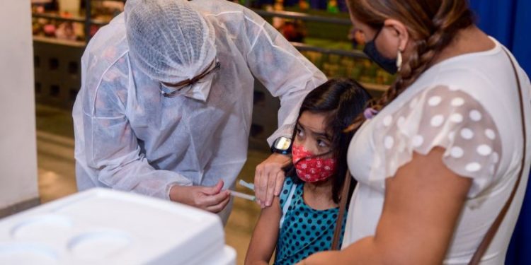 Vacina contra a Covid-19 pode ser obtida em 84 pontos de Manaus nesta semana