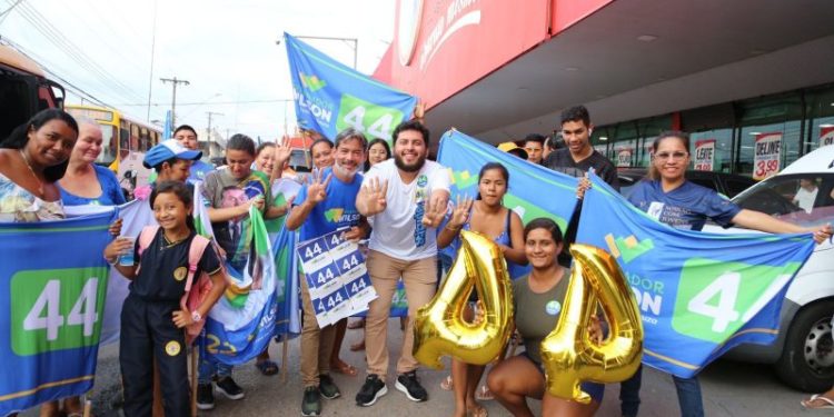 Movimento de apoio a Wilson, ‘Atitude 44’ faz caminhada no bairro Grande Vitória