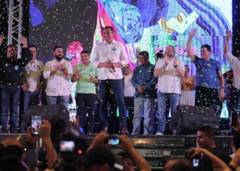 No Dia do Médico, Wilson anuncia concurso público para a saúde em 2023, em novo mandato