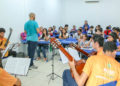 Escola da zona Rural de Manaus recebe orquestra de violão do Liceu Cláudio Santoro