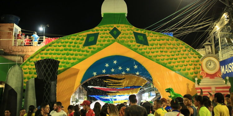 ‘Ruas da Copa’ em Manaus terão transmissão simultânea dos jogos da Seleção Brasileira de Futebol durante a Copa do Mundo 2022