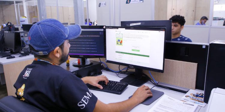 Prefeitura de Manaus faz primeira chamada do Programa Bolsa Universidade 2023 na próxima semana