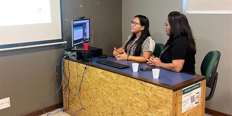 Saúde capacita profissionais do interior para vacinação de bebês contra Covid-19 com o imunizante Pfizer