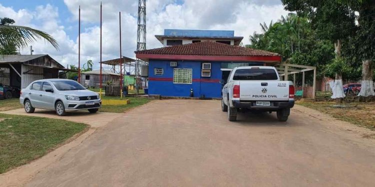 Em Pauini, PC-AM e PMAM prendem dois indivíduos por homicídio e tráfico de drogas