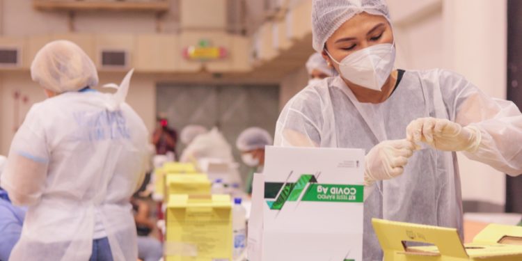 Prefeitura de Manaus amplia pontos de testagem rápida para a Covid-19