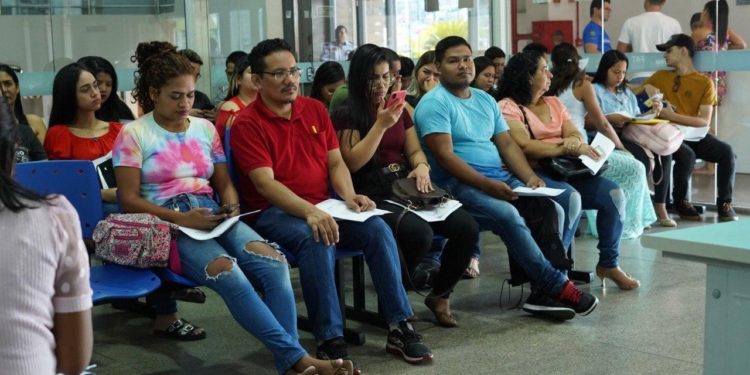 Sine Amazonas divulga 392 vagas de emprego em diversas áreas para esta quinta-feira