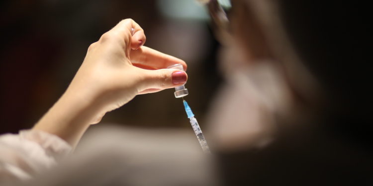 Saúde atualiza boletins da Covid-19, Monkeypox e vacinação no Amazonas nesta quinta-feira