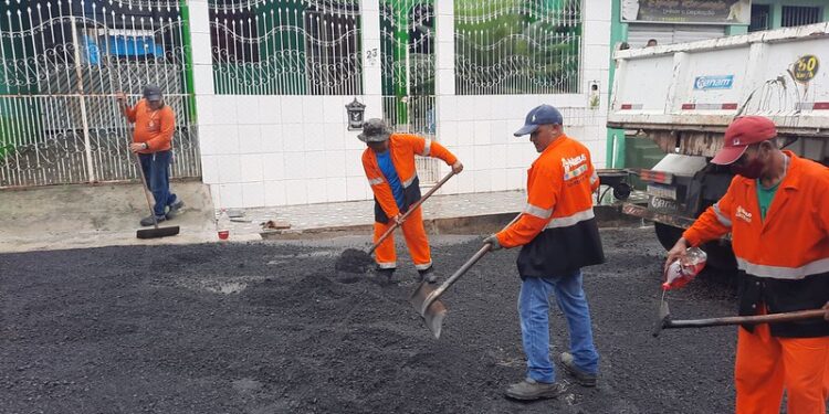 Prefeitura de Manaus realiza obras de manutenção no bairro Cidade Nova