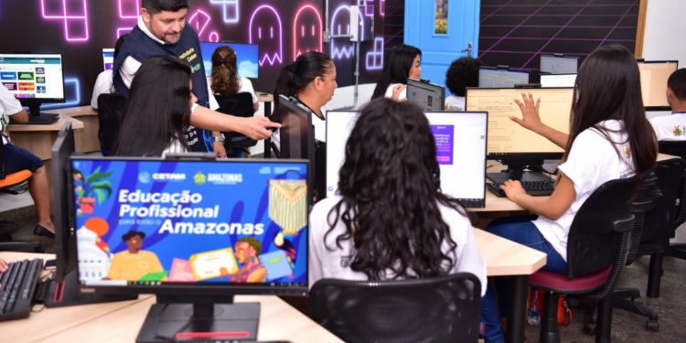 Governo do Estado lança edital com 1.800 vagas para cursos de qualificação profissional no Centro Cultural Aníbal Beça