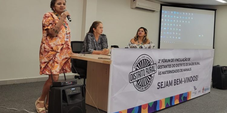 Equipes de saúde da Prefeitura de Manaus discutem aconselhamento genético e estratégias para reduzir complicações na gestação