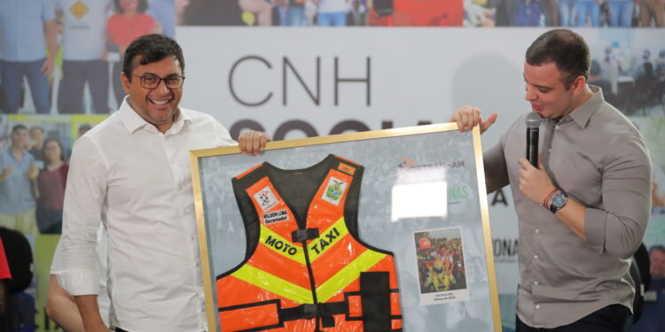 Governador Wilson Lima anuncia convocação de 18 mil pessoas para a CNH Social