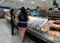 Prefeitura de Manaus apreende 790 quilos de alimentos na operação de fiscalização sanitária ‘Natal com Saúde’
