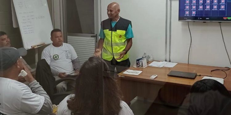 Prefeitura leva palestra de trânsito à empresa de Manaus
