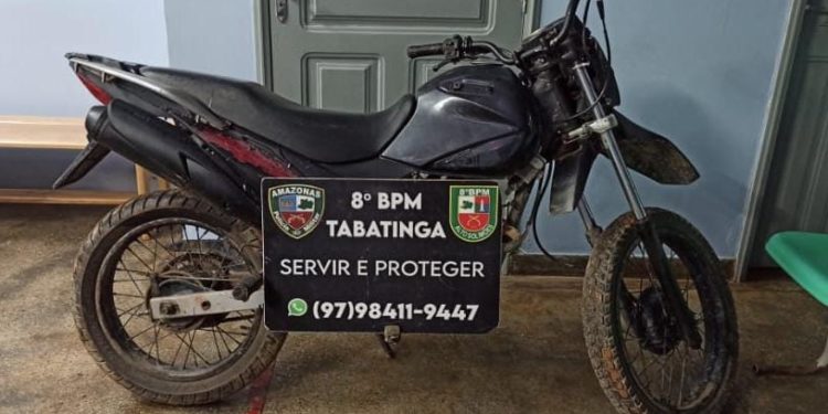 Em Tabatinga, Polícia Militar recupera motocicleta com restrição de roubo