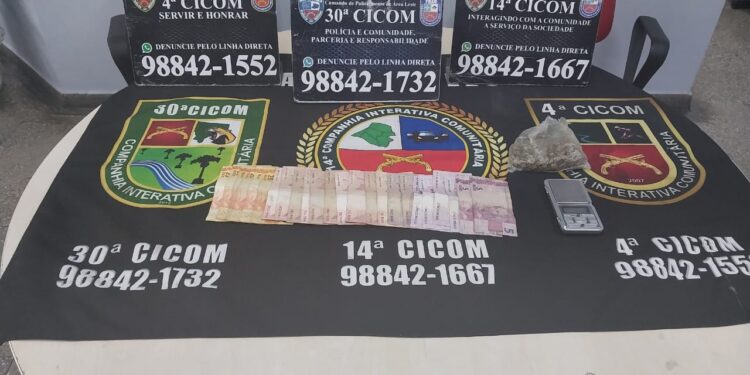 Na zona leste, PMAM detém homem por tráfico de drogas