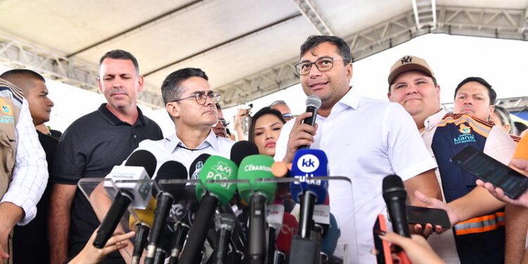 Prefeitura de Manaus e governo do Amazonas assinam ordem de serviço do complexo viário ‘Rei Pelé’, na bola do Produtor