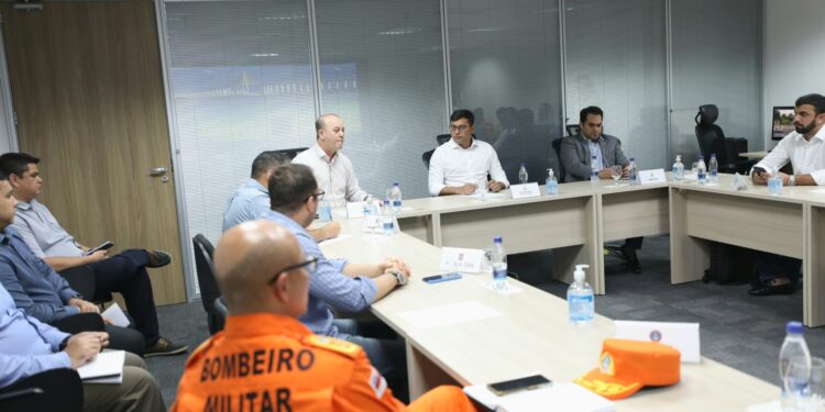 Wilson Lima reúne cúpula da Segurança Pública para balanço da operação que cumpriu decisão do STF