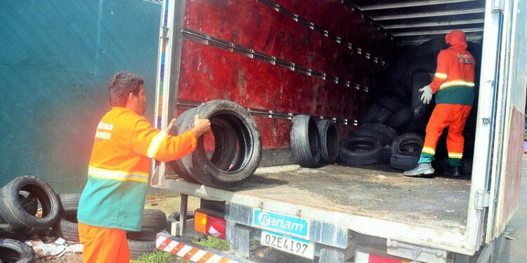 Prefeitura realiza o ‘Dia D de recolhimento de pneus’ na cidade