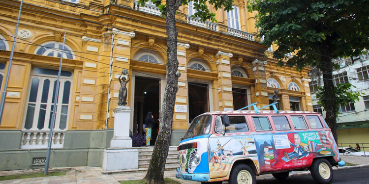 Prefeitura abre inscrições dos ‘Prêmios Literários Cidade de Manaus 2023’ e vencedores terão impressão de suas obras