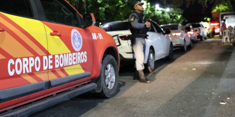 Carnaval na Floresta: Central Integrada de Fiscalização passou por sete bairros entre noite de sexta e madrugada deste sábado