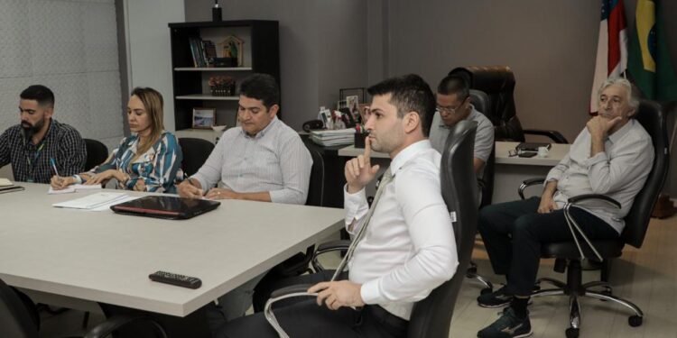 Prefeitura e Suhab alinham agenda 2023 com foco em construção verde e habitação