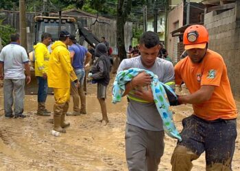 SP: Chuva no litoral norte deixa 36 mortos; ao menos 40 pessoas estão desaparecidas                   21/02/2023