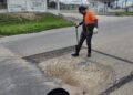 Prefeitura de Manaus intensifica recuperação asfáltica no bairro Grande Vitória