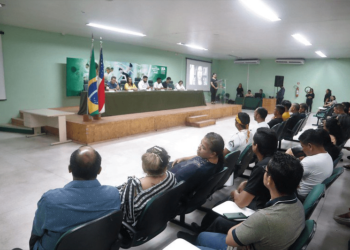 Professores indígenas da Prefeitura de Manaus participam pela primeira vez do curso de pedagogia intercultural da UEA