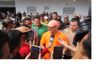 Prefeitura de Manaus integra secretarias para atender famílias desalojadas no Zumbi dos Palmares