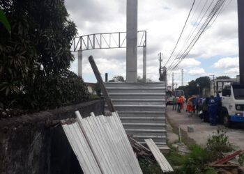 Equipe de fiscalização é detida durante ação no Adrianópolis e responsável responderá por desacato
