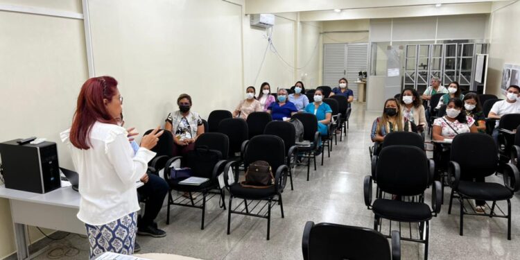 Prefeitura de Manaus treina profissionais para atendimento às vítimas de violência sexual