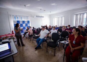 Prefeitura forma mais 21 profissionais da Atenção Primária de Manaus em curso sobre hanseníase