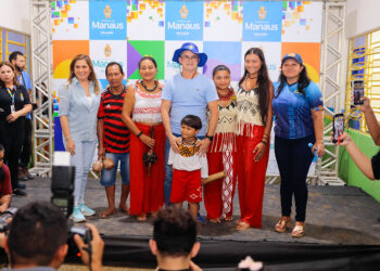 Prefeitura de Manaus inaugura escola Professor Paulo César, às margens do rio Negro