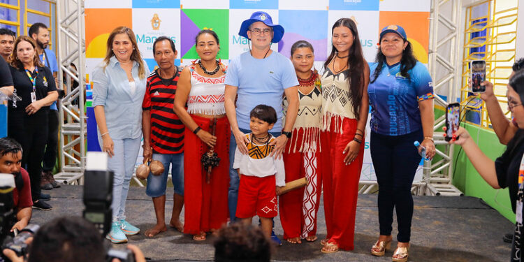 Prefeitura de Manaus inaugura escola Professor Paulo César, às margens do rio Negro