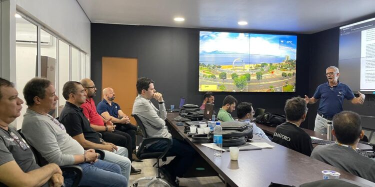 Prefeitura avalia resultados com instalação de semáforos inteligentes em Manaus