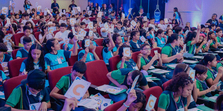 Alunos do 5º ano participam do primeiro dia do ‘Viradão Saeb’ da Prefeitura de Manaus