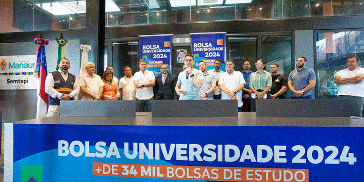Prefeito lança edital do Programa Bolsa Universidade com mais de 34 mil vagas em Manaus