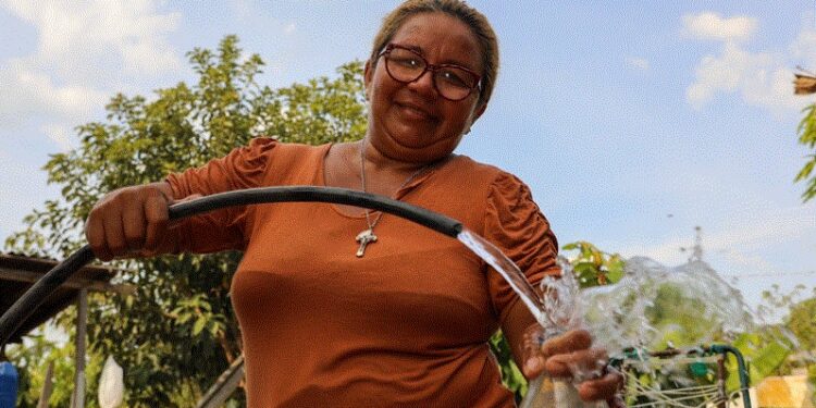 Prefeitura e Águas de Manaus inauguram sistema de abastecimento de água na comunidade Itaporanga